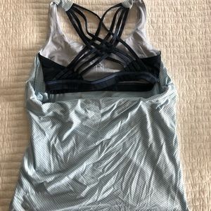 Lululemon tank